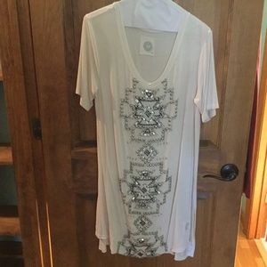 Double D Ranchwear embellished ivory tunic